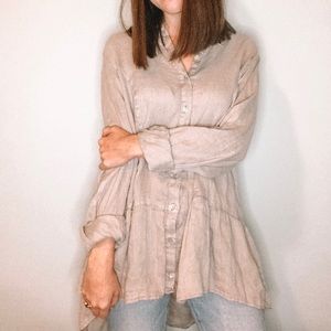 Tahari 100% Linen Grey Ruffle Blouse Top